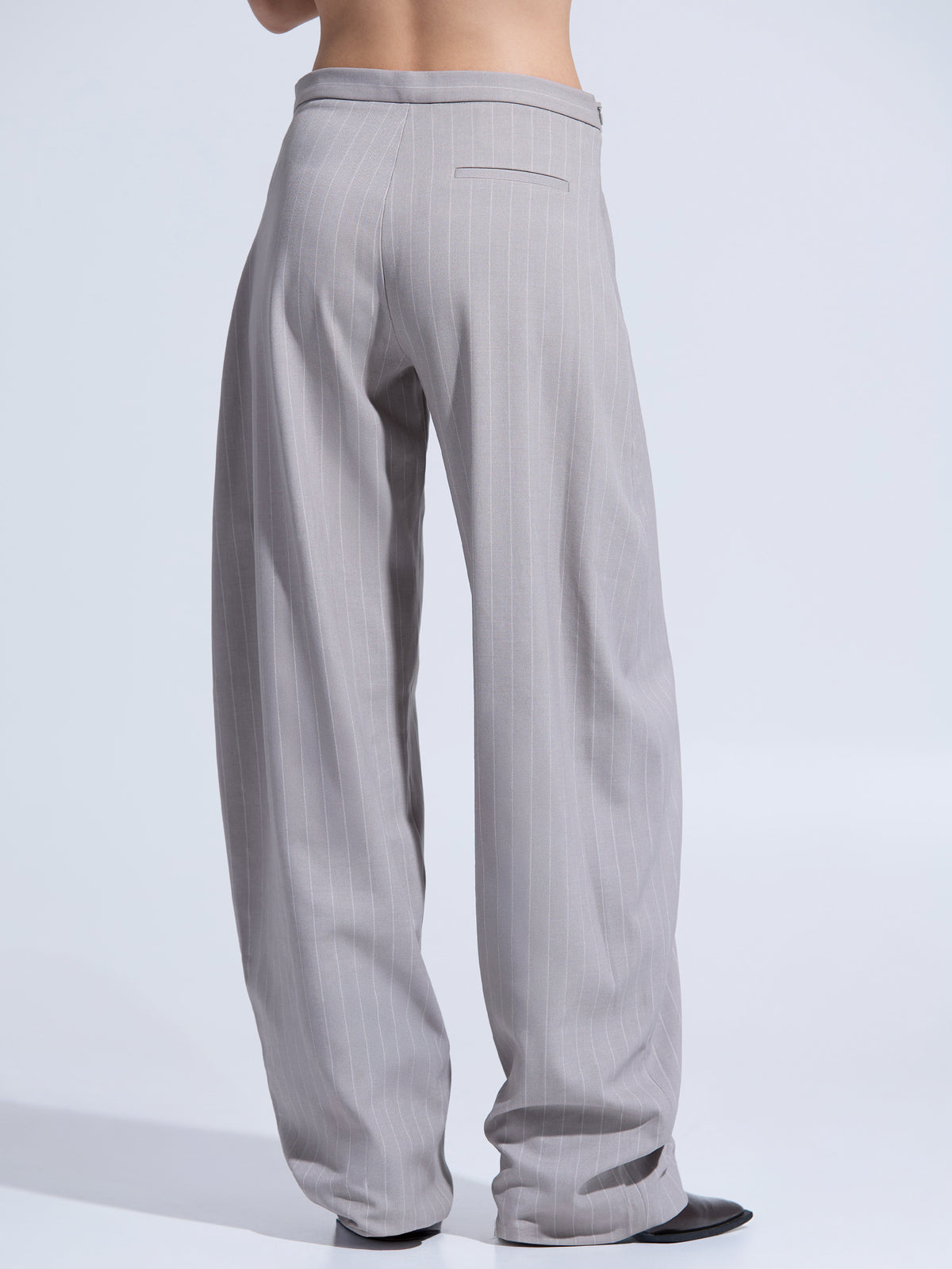 REN 19 - Pantalón Curvo Sastre
